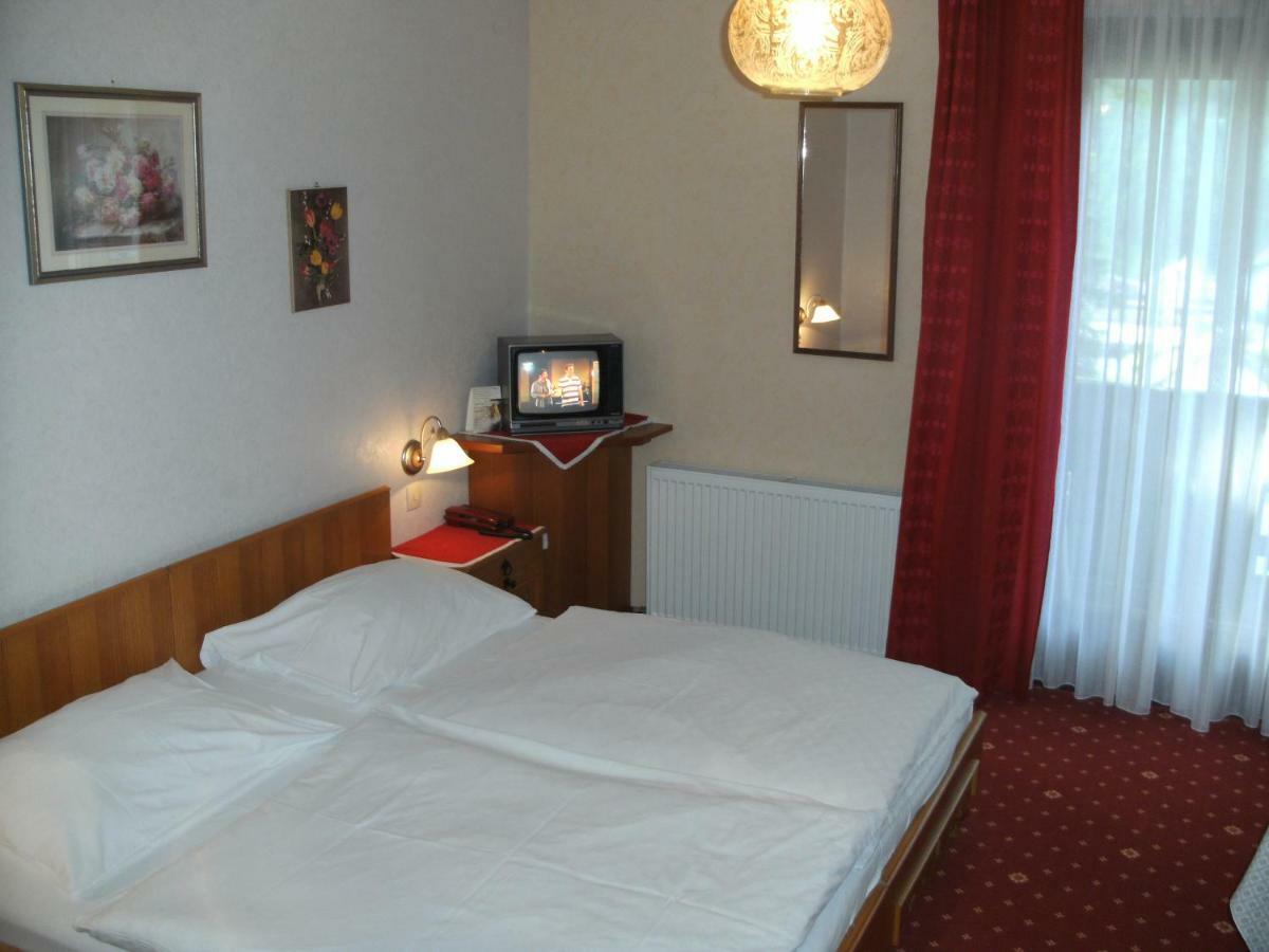 Berghof Hotel Gaming Екстериор снимка