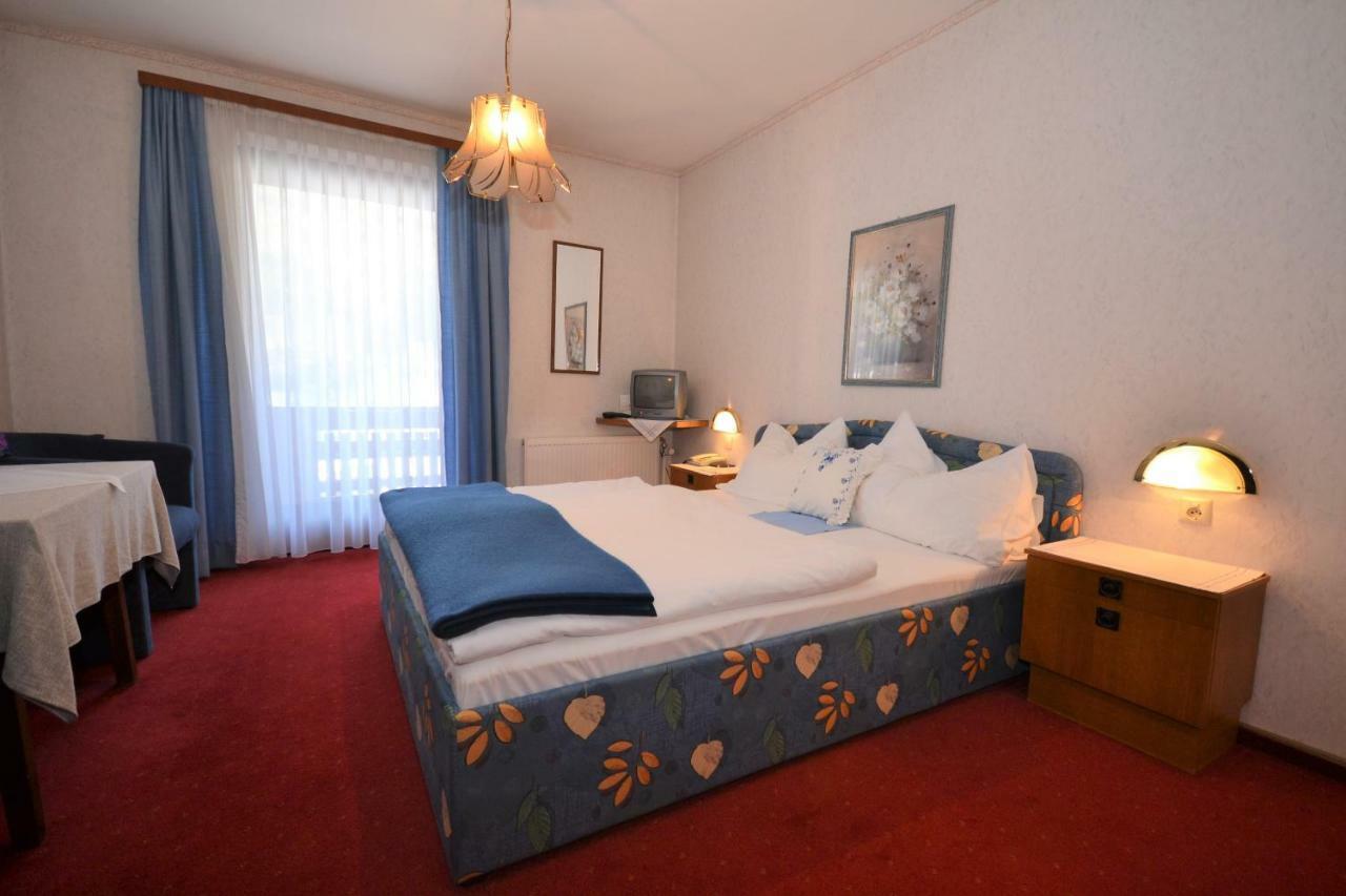Berghof Hotel Gaming Екстериор снимка